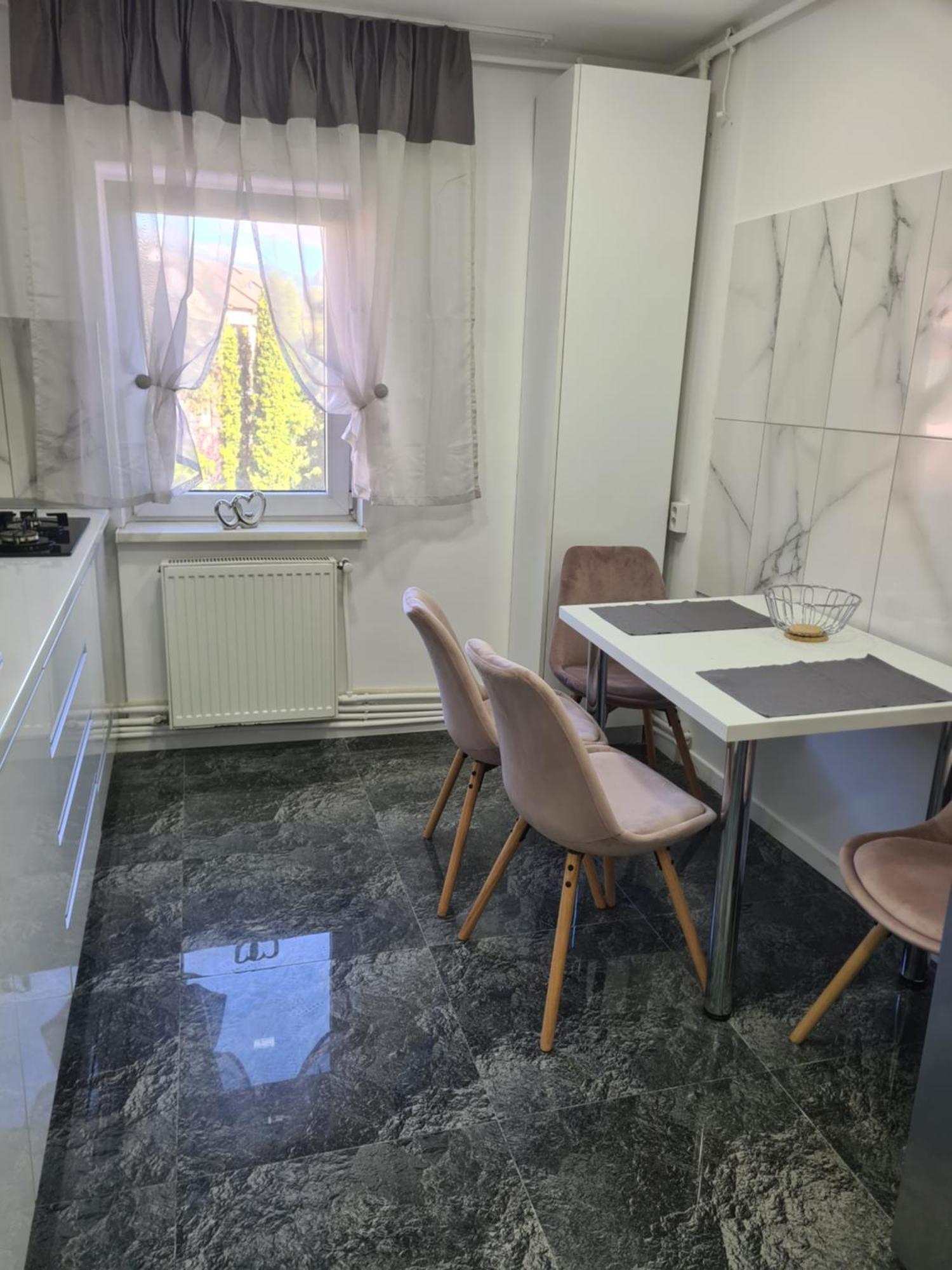 Panoramic View Apartment Petrosani Exterior photo